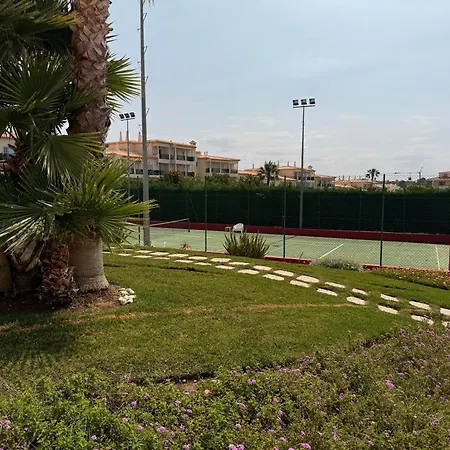 Apartman Wonderful One Bedroom Near The In