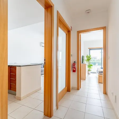 Wonderful One Bedroom Near The In Apartmán