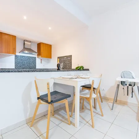 Wonderful One Bedroom Near The In * Olhos de Agua (Albufeira)