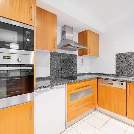 Wonderful One Bedroom Near The In Apartman *