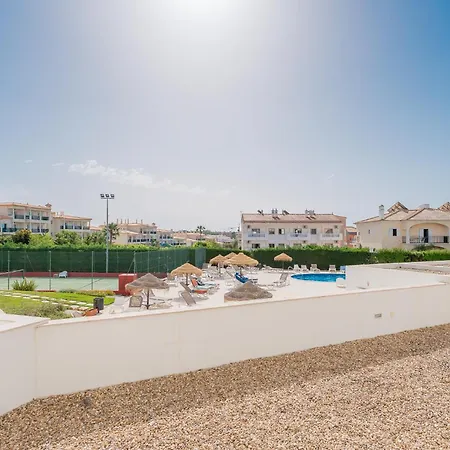 Wonderful One Bedroom Near The In Appartement